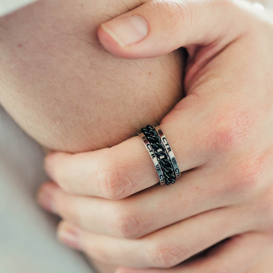 Lynx Stainless Steel CTR Ring with Black Spinner Chain