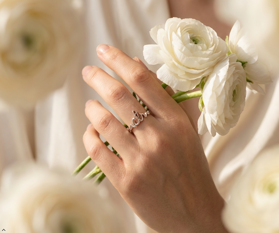 Cursive CTR Ring