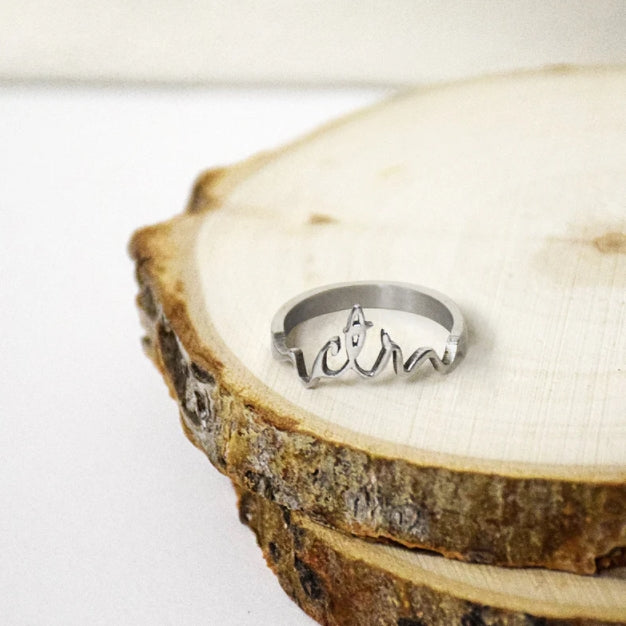 Cursive CTR Ring